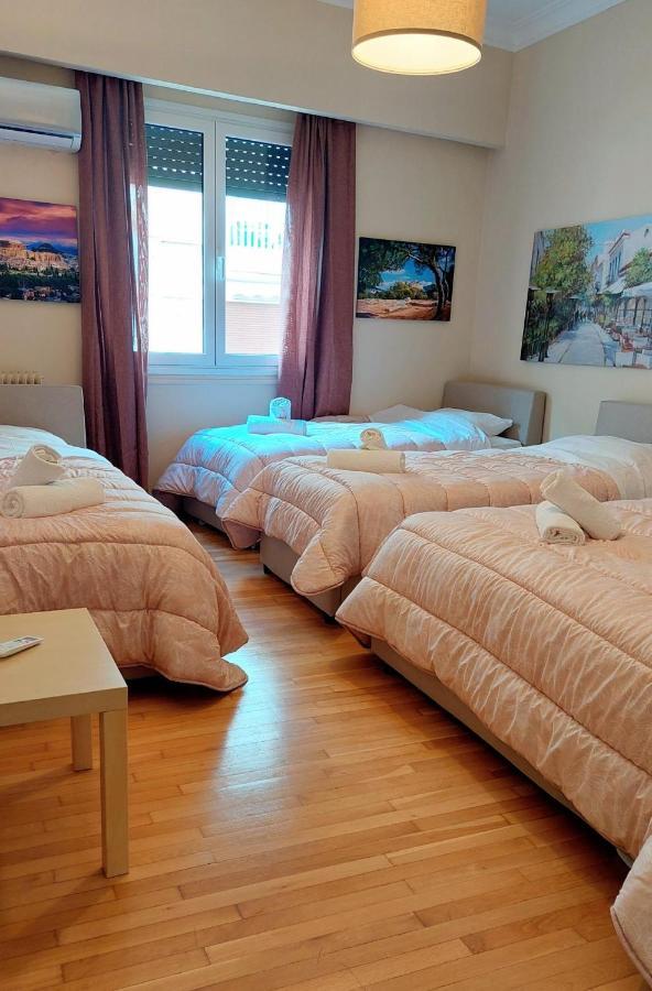 Grand Apartment In Parliament Square Athen Eksteriør billede